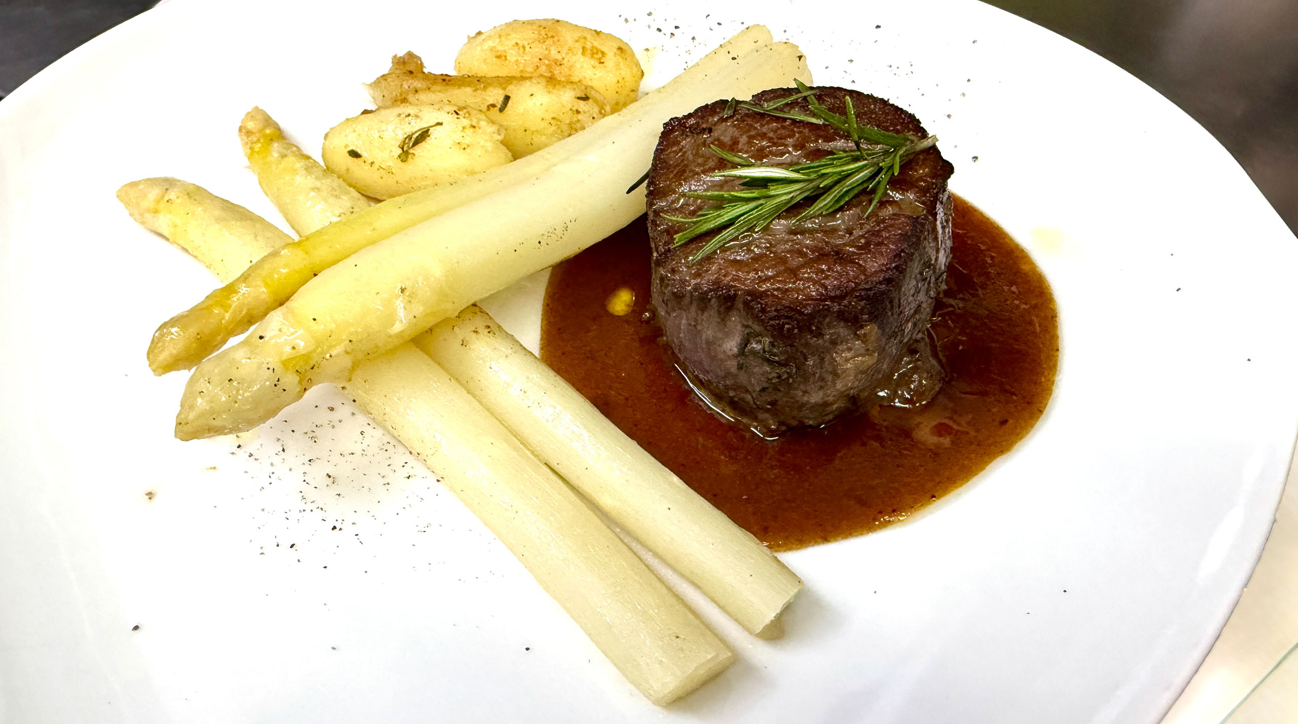 Restaurant Leonardo Spargelsaison